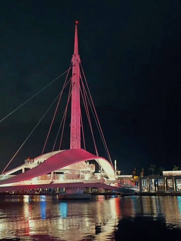 Chuck Sinclair tweet media