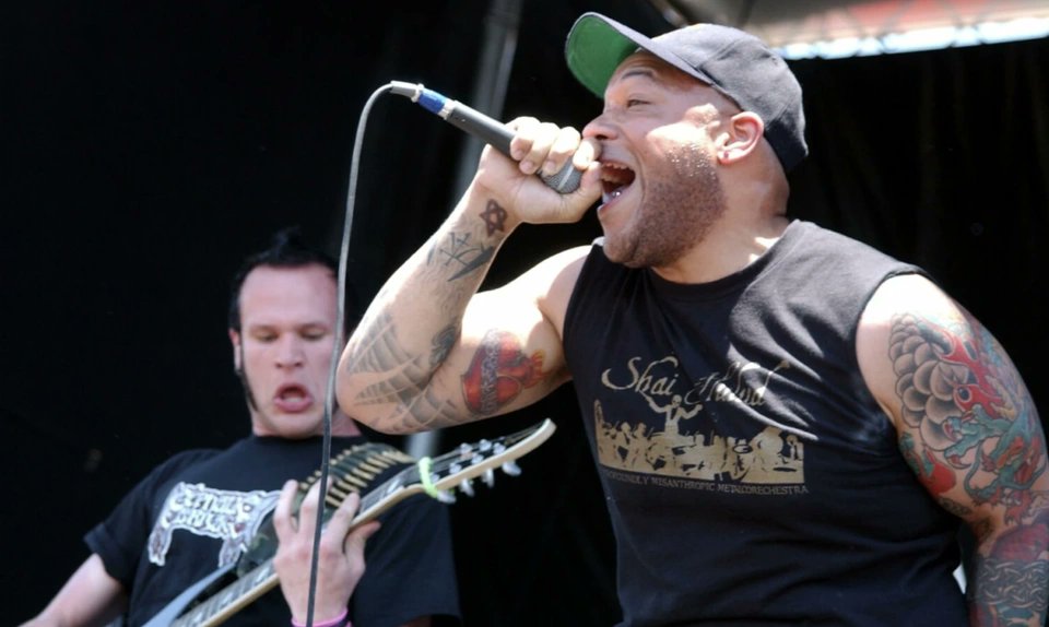 revolvermag tweet media