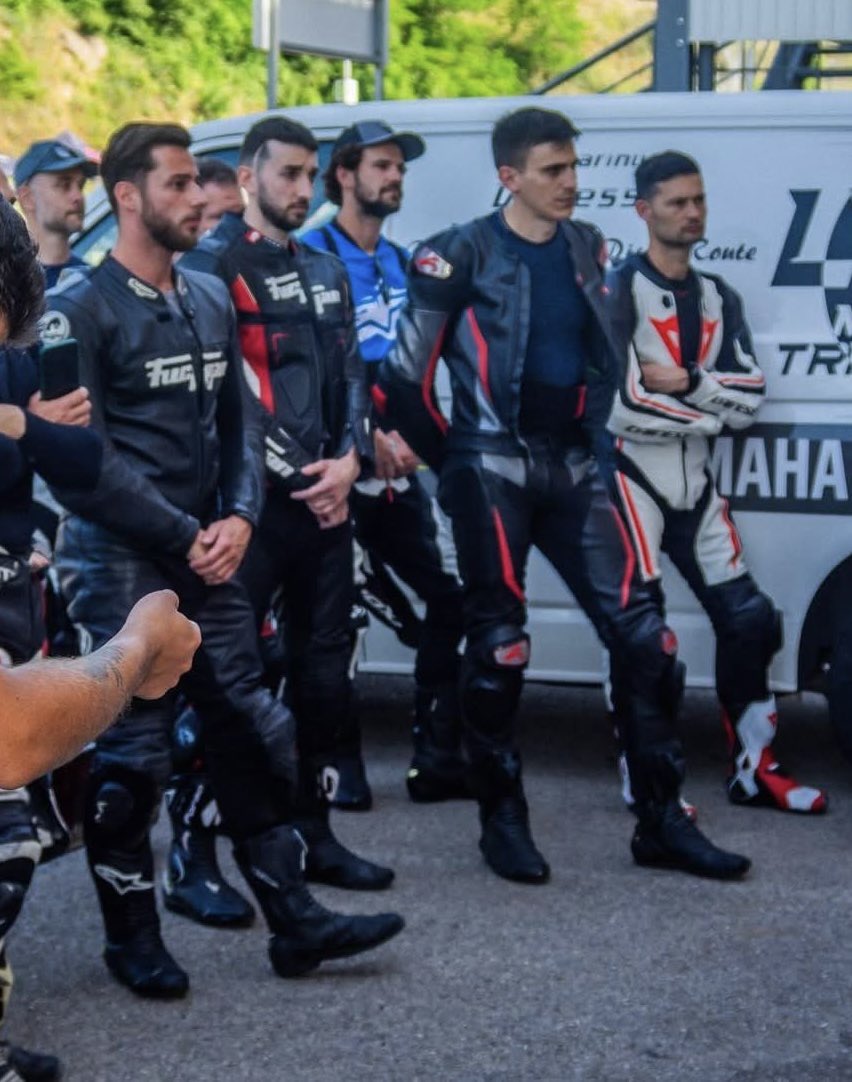 Man on Man tweet media