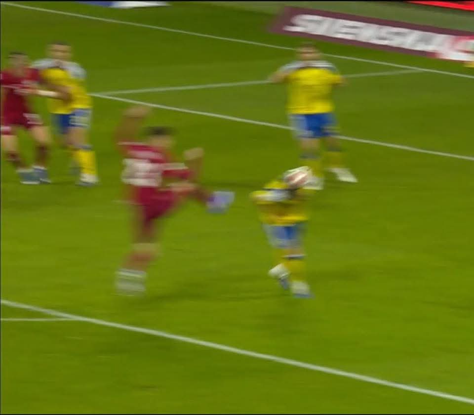 Purple Chels tweet media