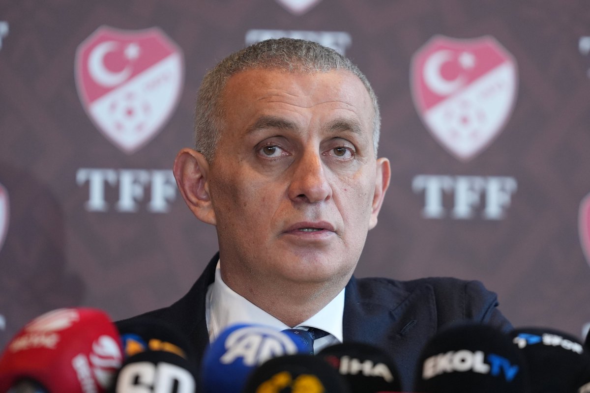 buzzspor's tweet photo. İbrahim Hacıosmanoğlu: "Dünya Kupası'nı alıp geleceğiz." https://t.co/JVxWmmzocF
