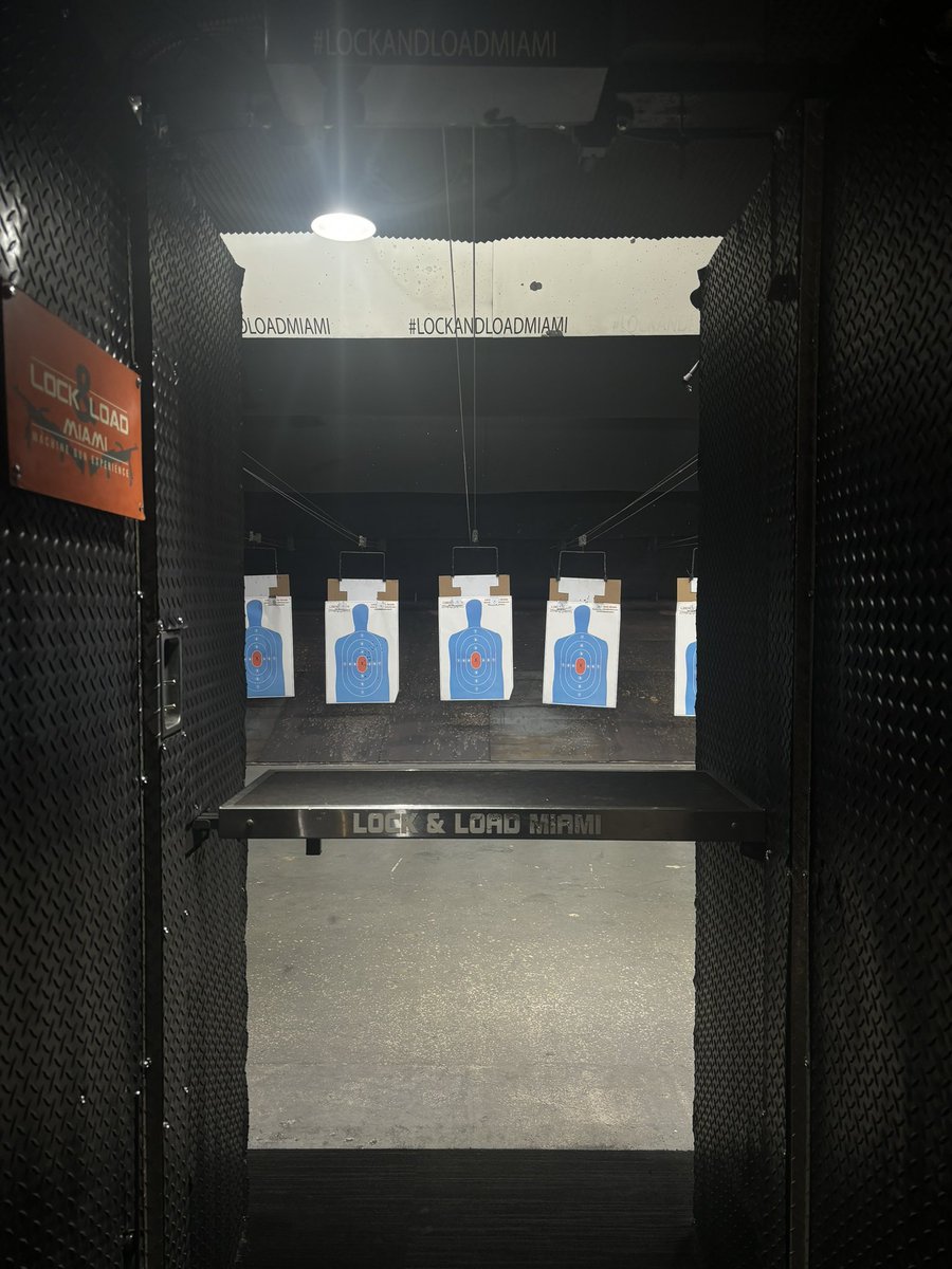 Clara Peano tweet media