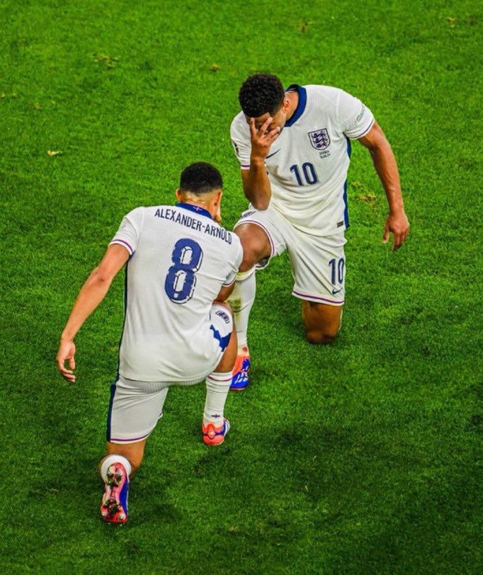 Ⓜ️⭐️⭐️ tweet media