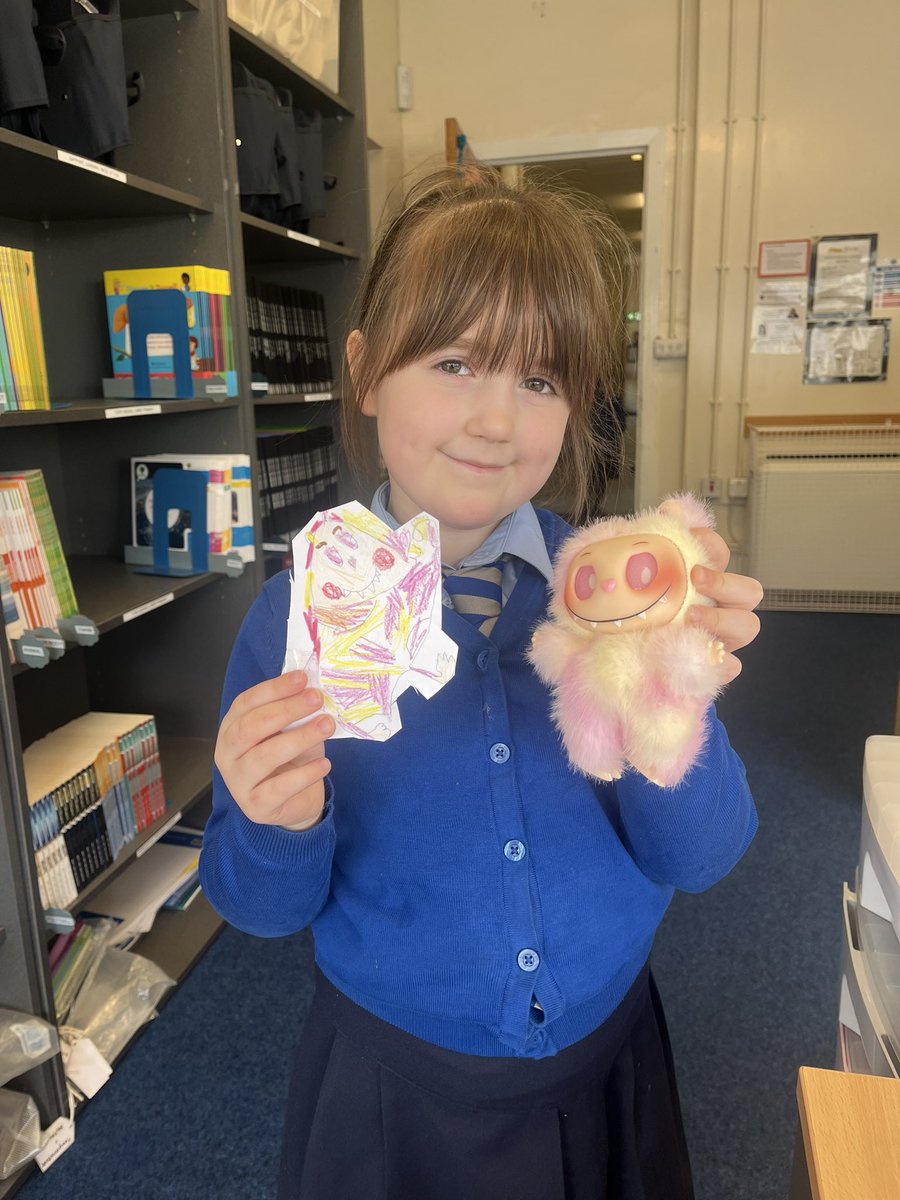 When you have been away a residential for a week and you are given a beautiful picture by a P1. What a lovely welcome back.🥰