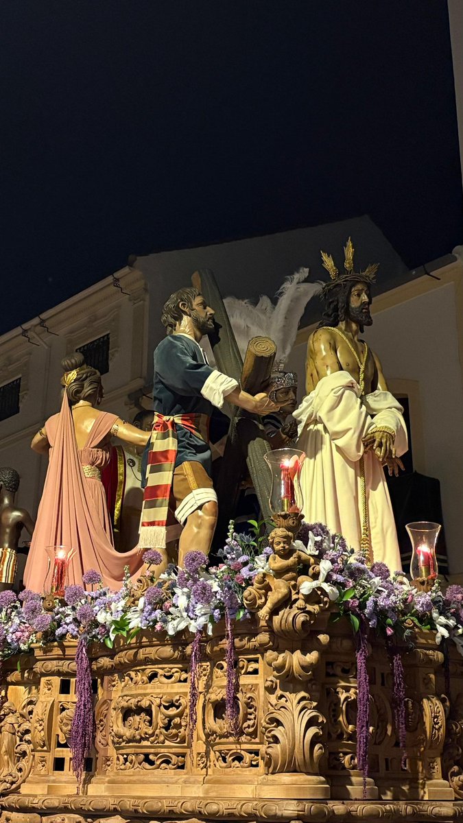 AM El Carpio tweet media