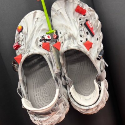 らお【すにすて】 tweet media