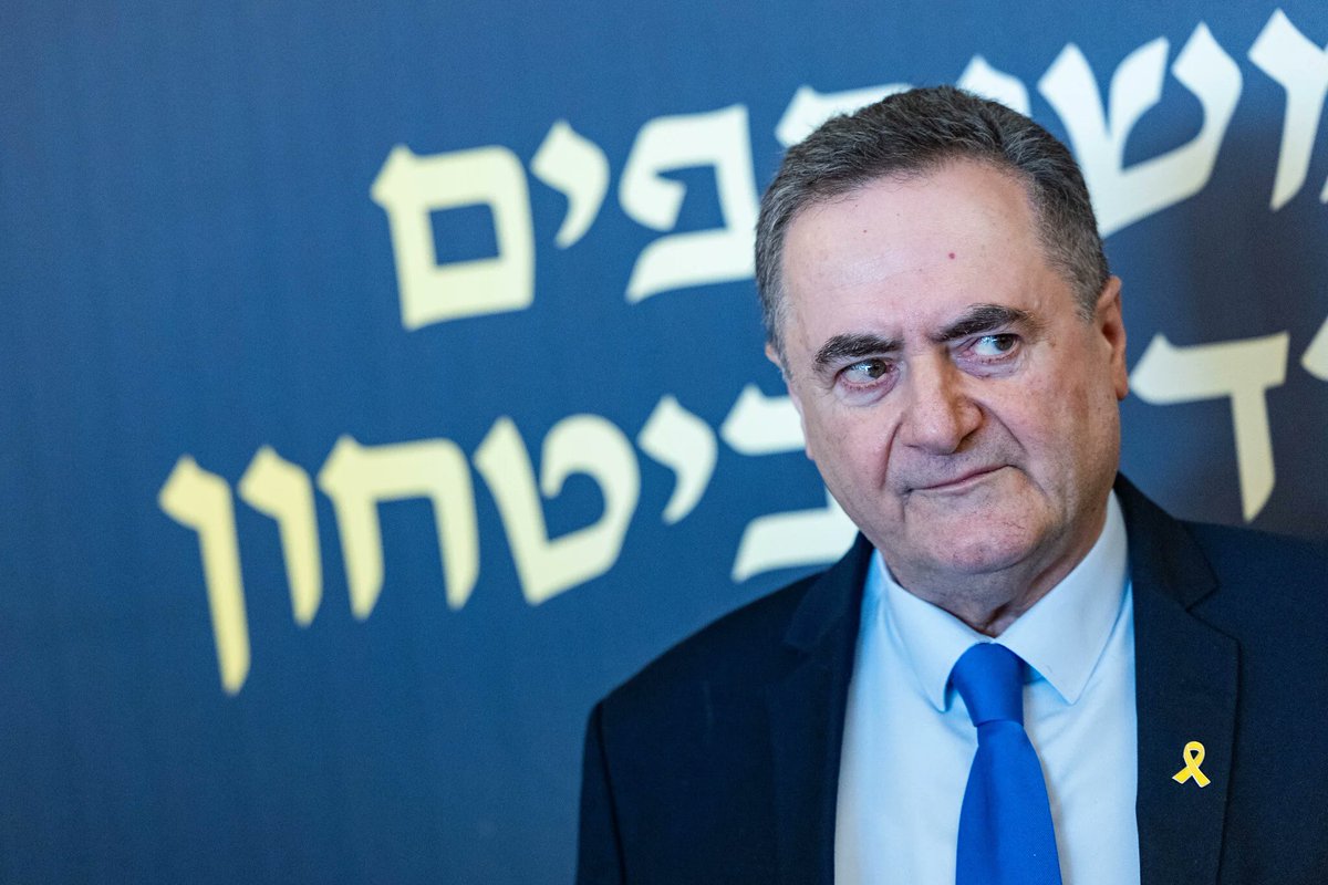 clashreport's tweet photo. Israel’s Defense Minister Israel Katz said Israel will destroy “all houses” in Lebanese border villages.

He stated: “All houses in villages near the Lebanese border will be destroyed”, following a Gaza-style “Rafah model.” https://t.co/d70Y3HwkGk