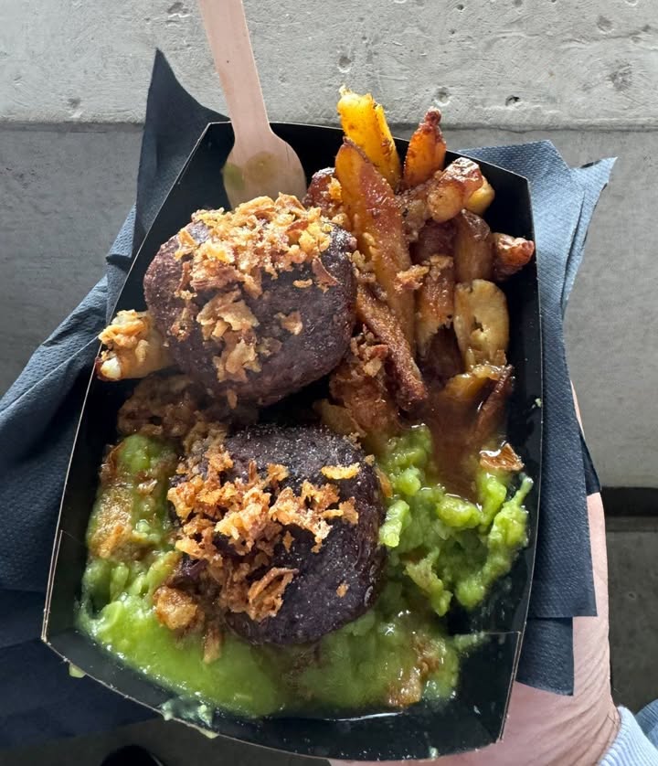 When Saturday Comes tweet media