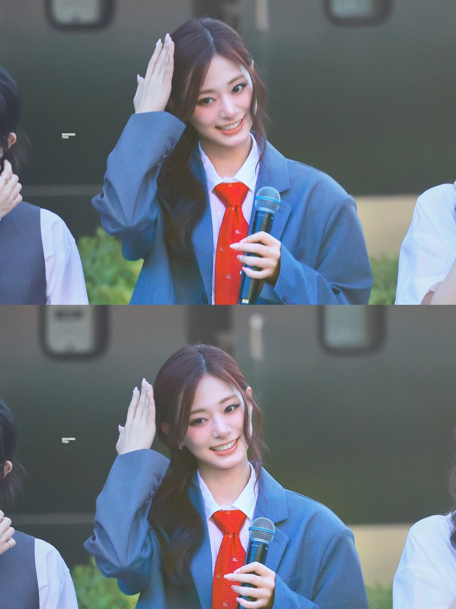 linh 𝜗𝜚 tweet media