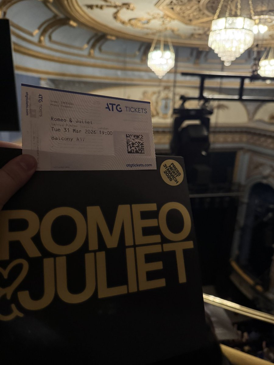 Mitchell 💚 tweet media