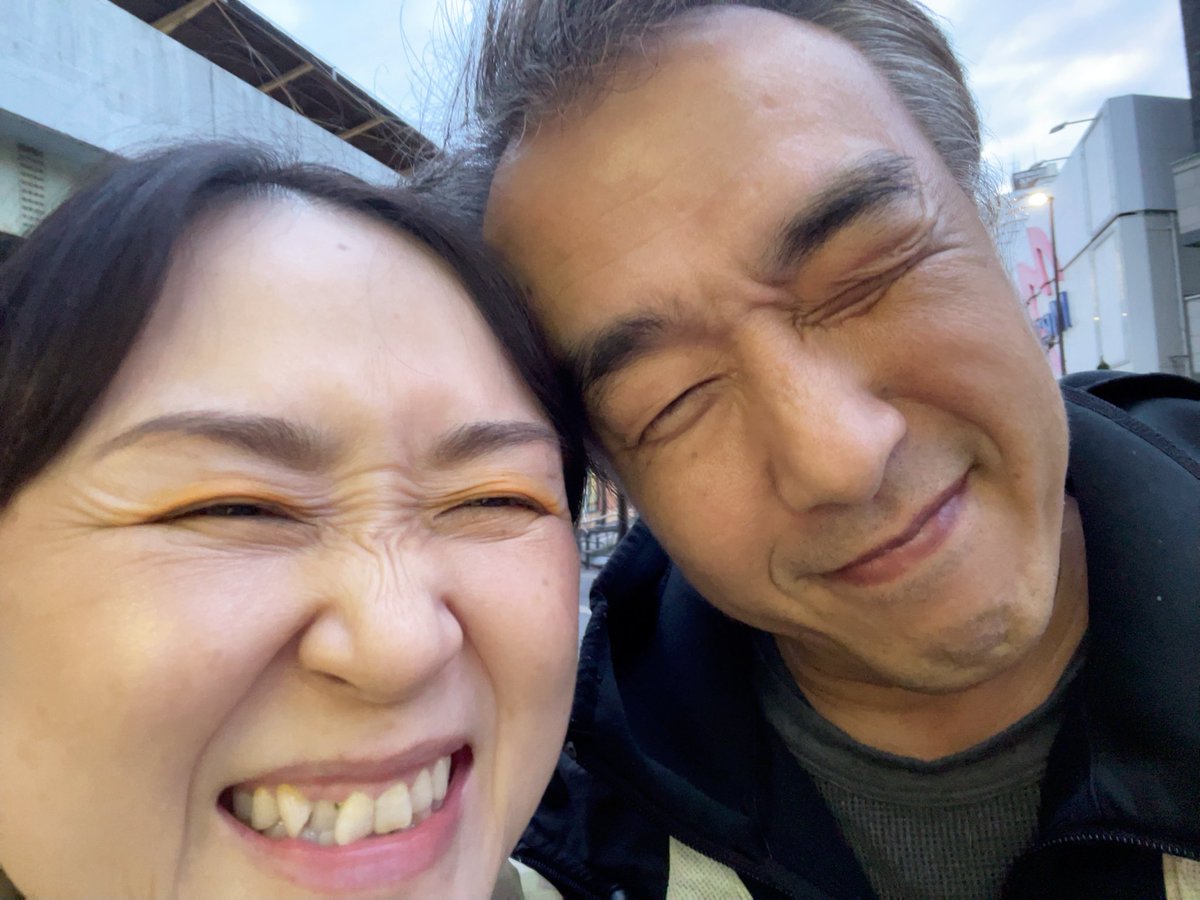 ココロちゃんありがとう😭

泣かないって決めてたのに泣いちゃった😭

大好き❤

また書いてるだけで泣いちゃう😢

またレアココローザ待ってますよ！

なんと！今日お誕生日🎂の荒武さんが襲撃してくれてまた嬉し涙！

なんて素敵な日なんでしょう！

私は幸せな人生😃
みんなに愛されてる。