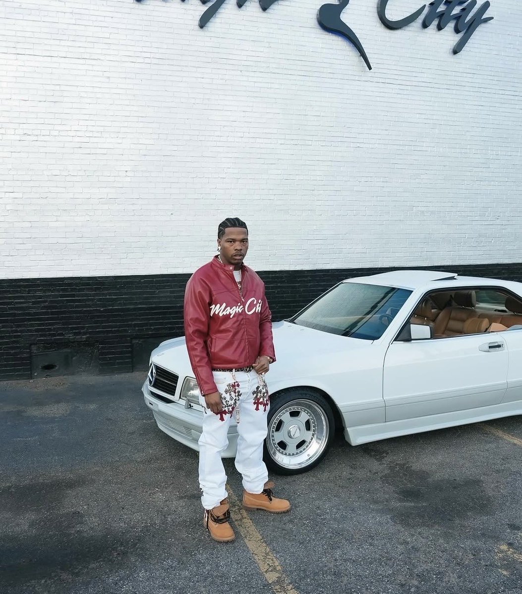 lilbabycbfw tweet media