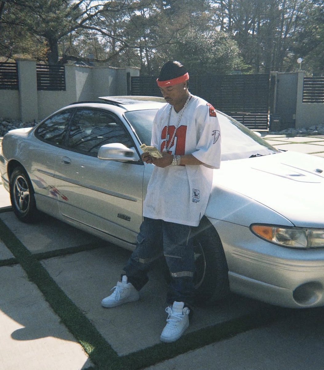 lilbabycbfw tweet media