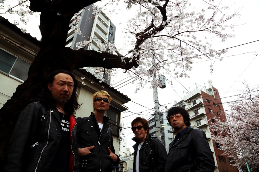 JAMFWEB696's tweet photo. 月命日🌙
20260331

一日遅れてしまいましたが…
#JOEALCOHOL
の月命日でした。
来年で15周年を迎えるTHE WONDERFUL WORLD ✨
続けてくれてありがとうございます！
このphotoは2015年春🌸撮影のもののようです。

#JOEALCOHOL
#THEWONDERFULWORLD · https://t.co/q6aAgnWJYo