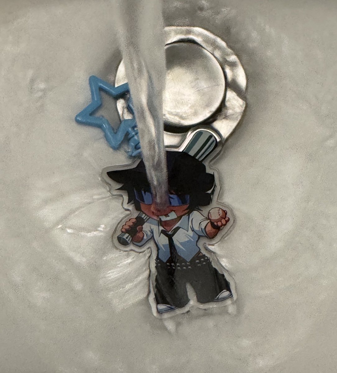 <a href="/VACANTVESSEL_/">martin</a> sometimes I torture my keychain of him when im angry
