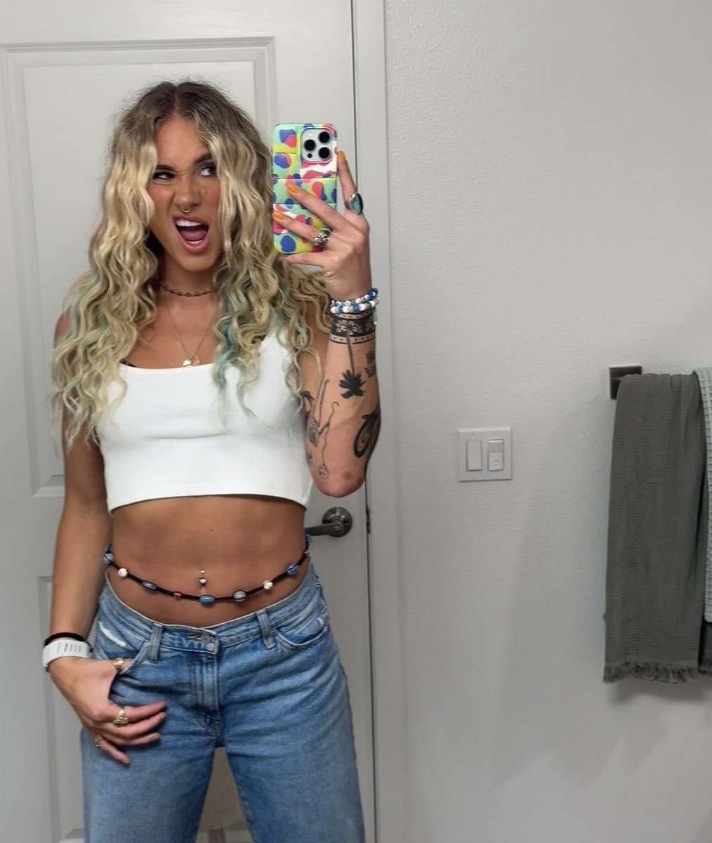 One (Mas) Time... tweet media