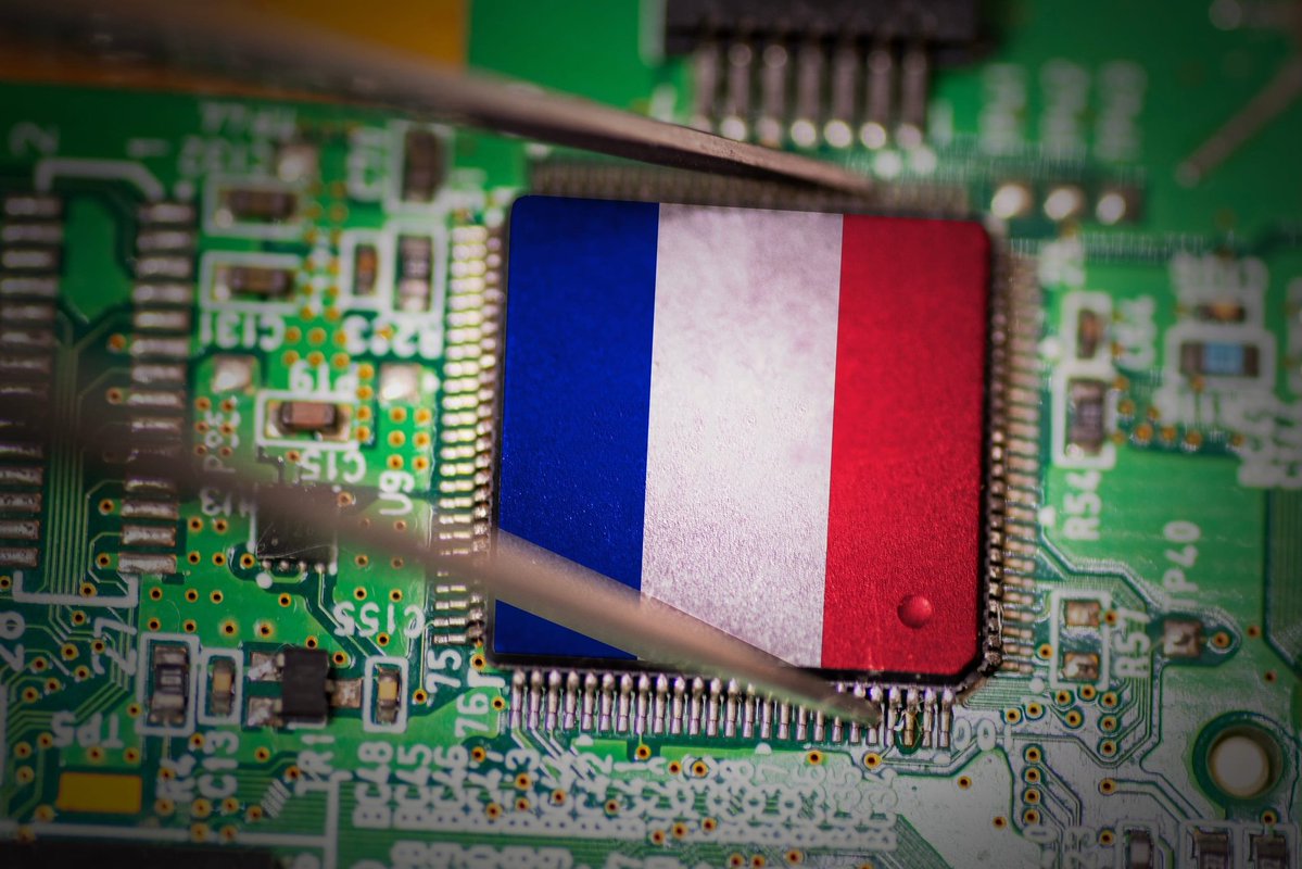 Tibamora ✨✨✨✨✨✨🇨🇵🇪🇺🌍 tweet media