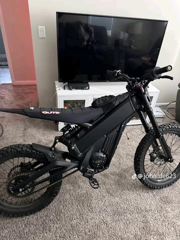dearsjamesthom's tweet image. FOR SALE - SurRon Beast
This is not just a bike...this is POWER on two wheels
• Super fast acceleration
Clean &amp;amp; well maintained
Perfect for street +off-road
Ready to ride- no issues Delivery &amp;amp; shipping available
#SurRon #ElectricBike #EbikeLife #BikeForSale #DirtBike #usabikers