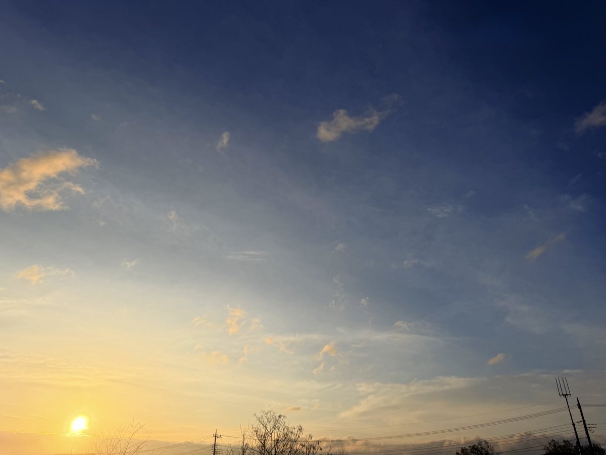 ari_sari_right's tweet image. 新年度STARTの朝✨
素敵な朝のお迎えですね⋆꙳︎︎⟡︎︎𓂃︎︎.·⋆꙳✮
2026年度も
素敵なご縁と出逢えますように🕊️
#𝐀𝐩𝐫𝐢𝐥𝐅𝐨𝐨𝐥𝐬
#START