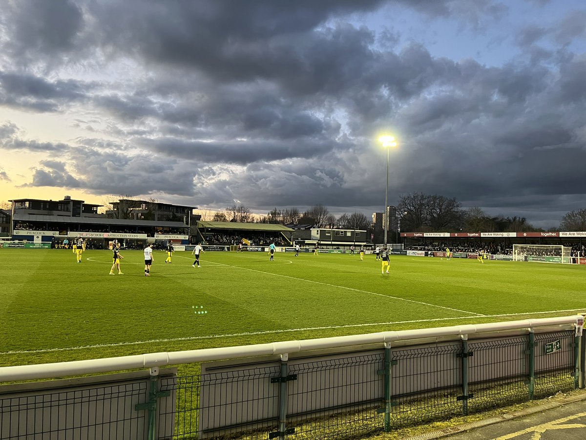 tomshaw43's tweet photo. @altrinchamfc One of the worst refereeing decisions I’ve ever seen but showed resilience and character in abundance. That’s all we ask for. Up the Robins 🔴⚪️ https://t.co/XEO19KMxbB