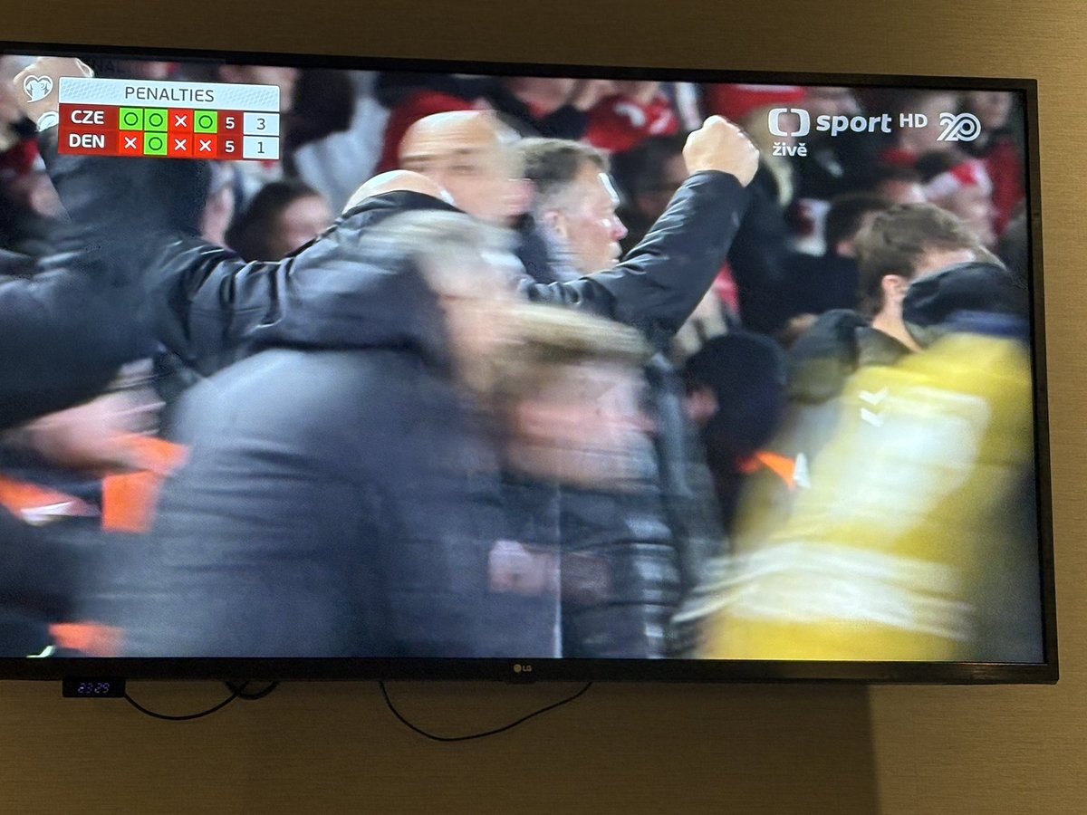 Greg Hands tweet media