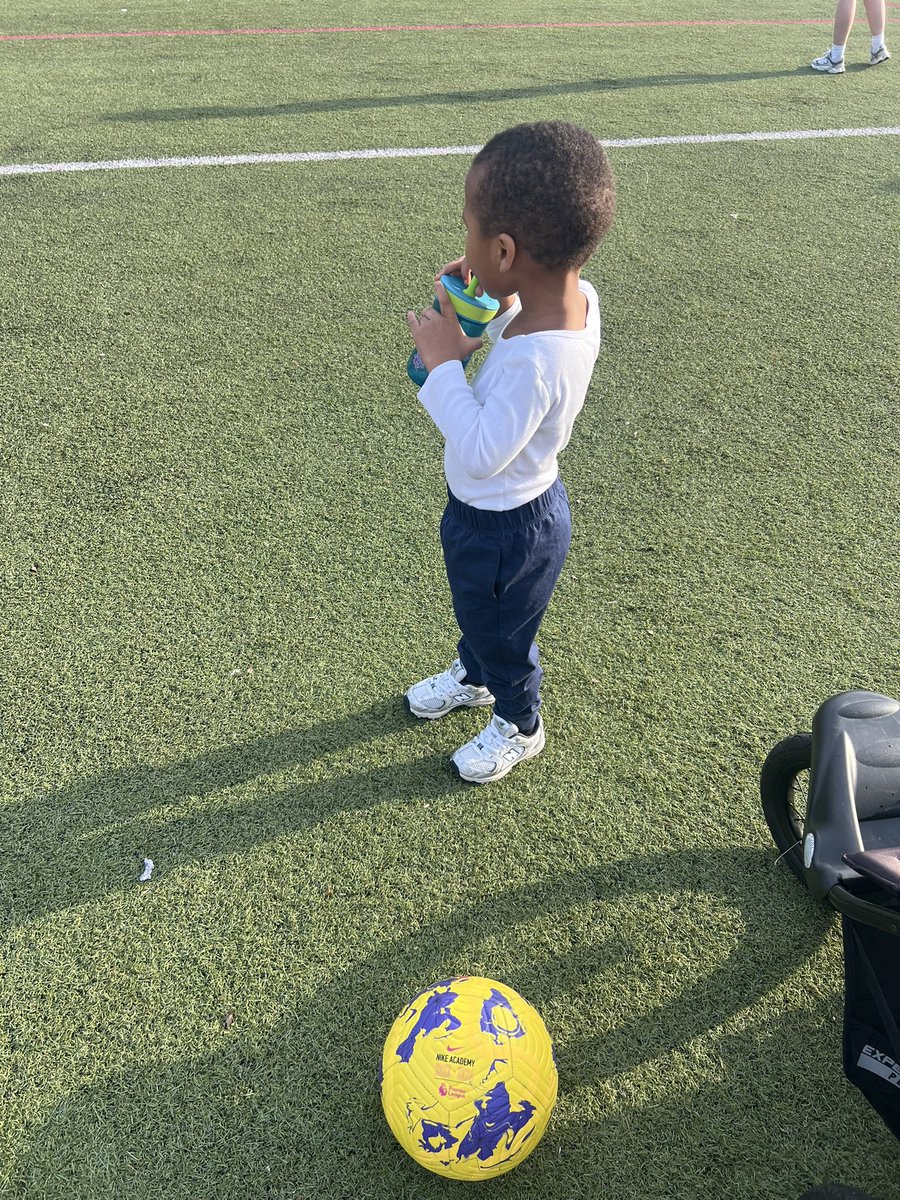 SIR CHUCHO 🎖️ tweet media