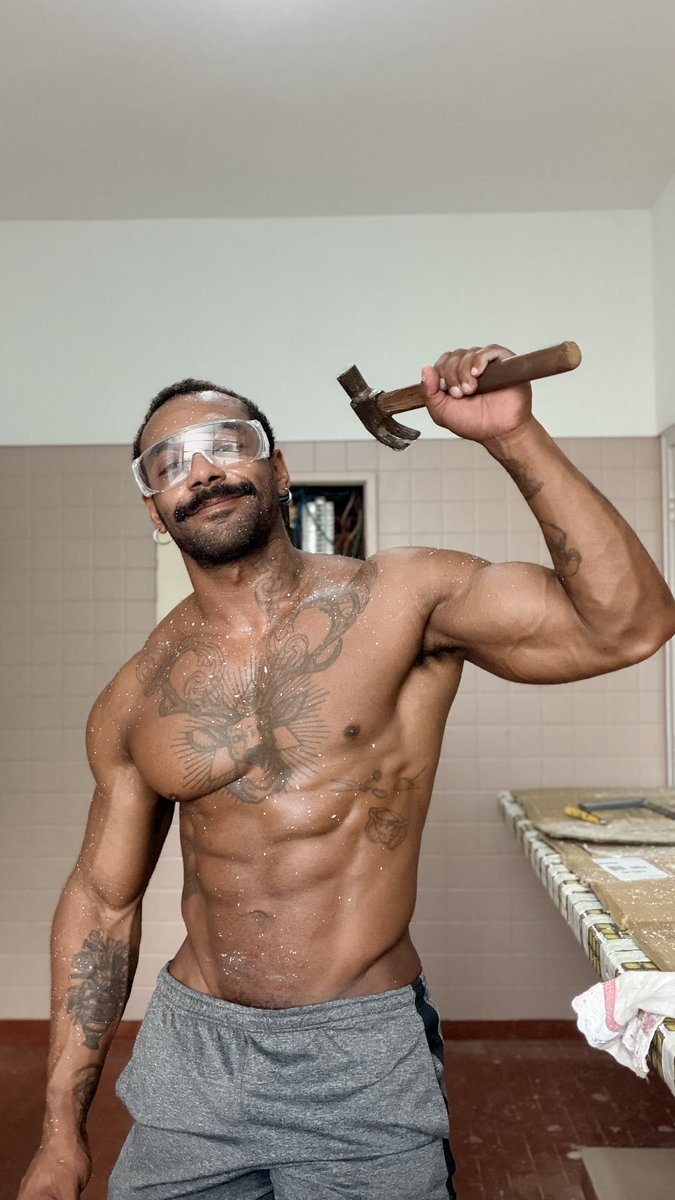 SurNameAntonioX tweet media