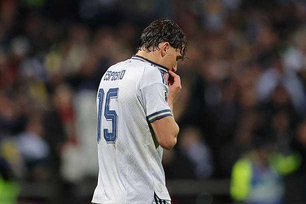 المنتخب الإيطالي يفشل في بلوغ كأس العالم، حيث مر 12 عامًا على آخر مشاركة للآتزوري في المونديال 🤯