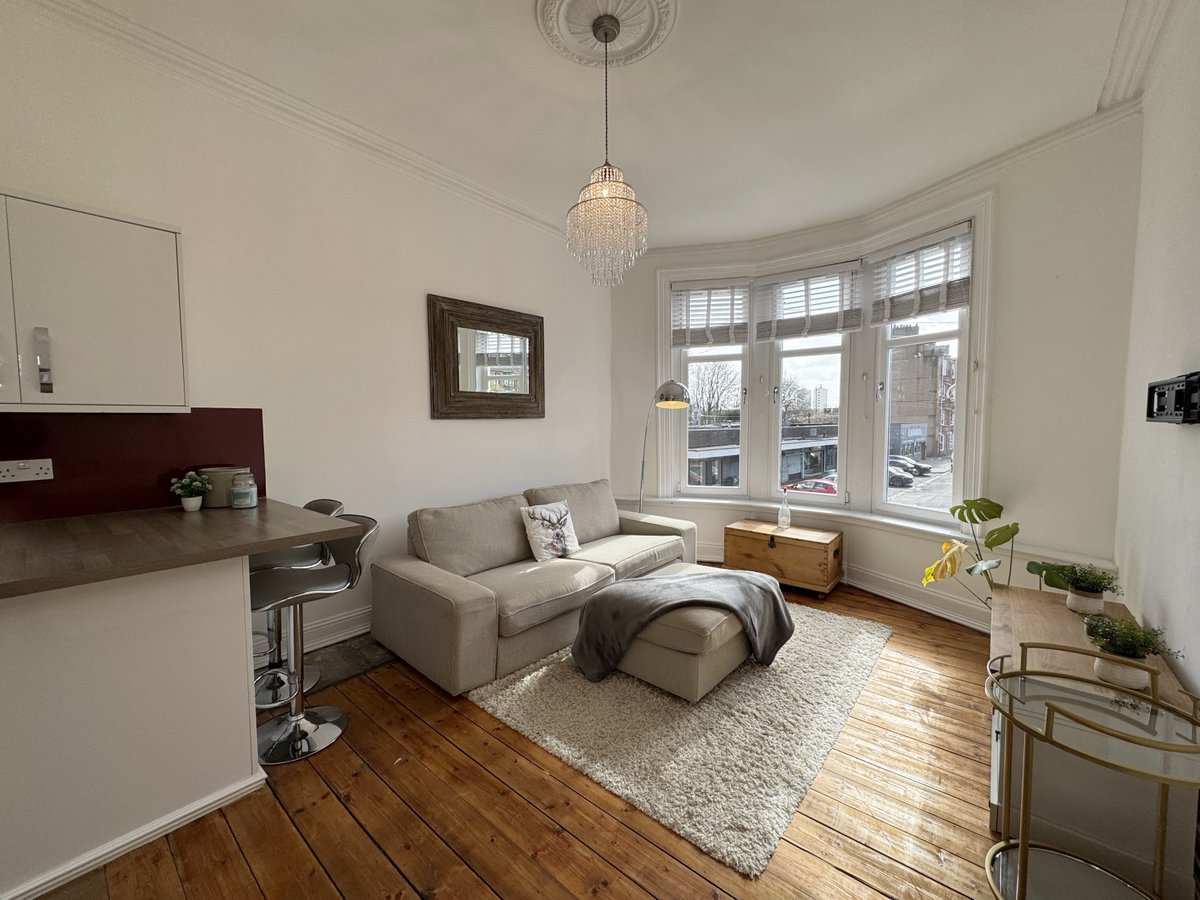 LookingToRent1's tweet photo. Available Friday

2 Bedroom Flat To Let, Budhill Avenue, Springboig, Glasgow, G32 0PN

Further information will be available soon on social media and https://t.co/8saQ5tU880

Letting Agent Registration Number: LARN1908034

#lookingtorent #propertymanagement #lettingagentglasgow https://t.co/LdqOyqxLhj
