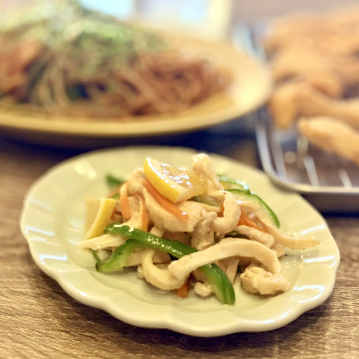 鶏皮のあえもの
青じそドレッシングと酢
レモン入れてサッパリ #おつまみ
#ハーブのある暮らし