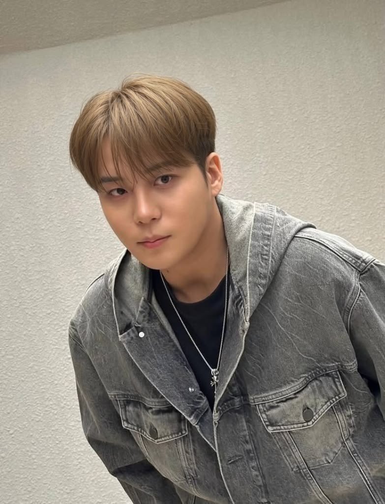 2ho archive tweet media