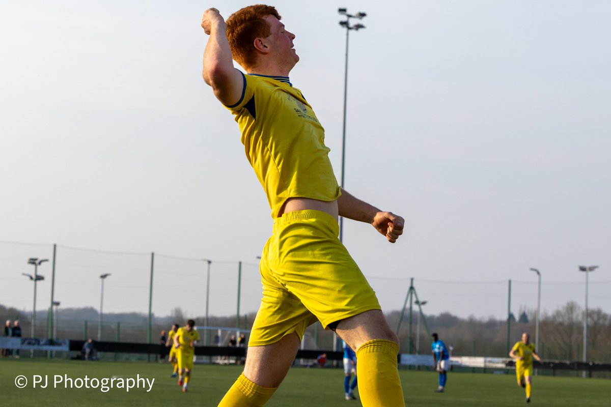 AthertonLRFC's tweet photo. Five goals in Four games

Ginger Beto Strikes again ⚽️

#OneOfAKind / @HarveySample https://t.co/aRGmmX0aMD