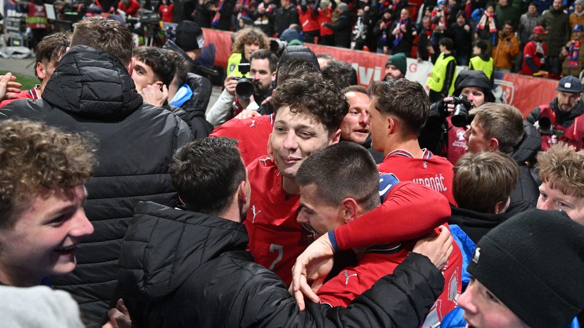 Mladý senior tweet media