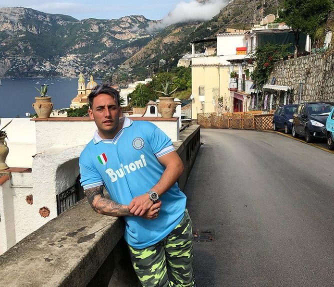 Italia afuera del mundial por tercera vez consecutiva y solo puedo pensar en cómo estará el