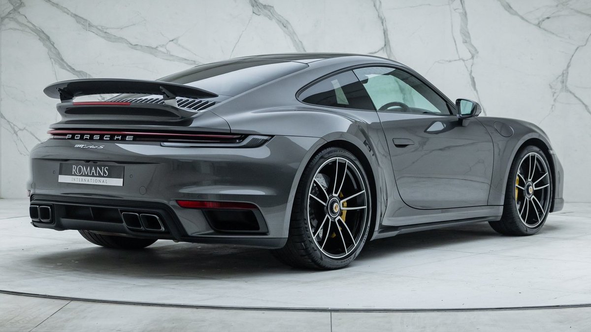 RomansCars's tweet image. March, signed off in style. #Sold