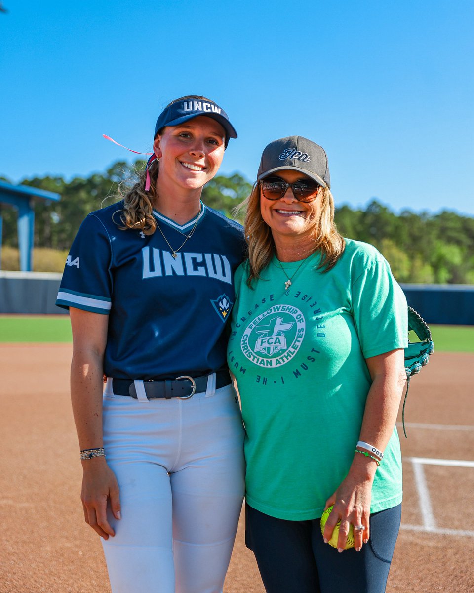 UNCW Softball tweet media