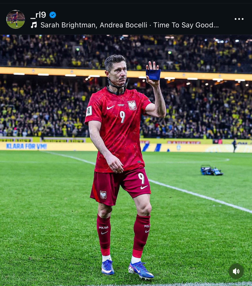 smallxtalkk_'s tweet photo. pierwszy chłop który złamał mi serce to Robert Lewandowski tym postem https://t.co/ZPwHQkr2Iy
