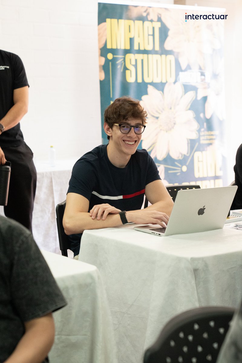 Más de 40 builders de todo LATAM para construir una solución en Medellín, Colombia. 🇨🇴

El programa Impact Studio de <a href="/TheBAFNetwork/">BAF</a>  y <a href="/StellarOrg/">Stellar</a>  se encargó de reunirnos para desarrollar un producto para Corporación Interactuar durante 10 días. 📅