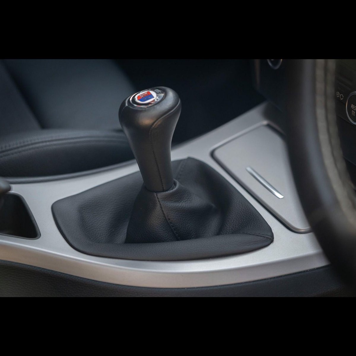 Lee ◡̈ tweet media