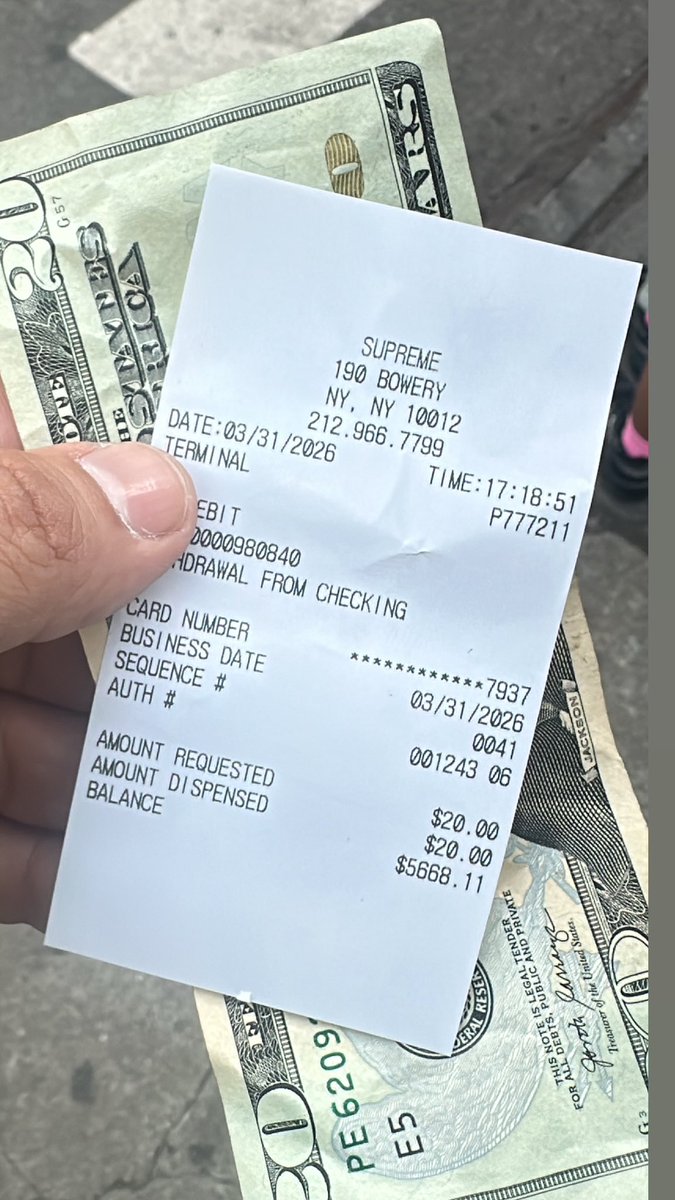 Supreme Drops tweet media