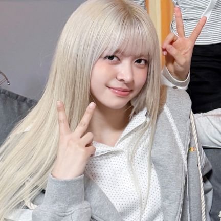 𝒊𝒂𝒓𝒂 tweet media