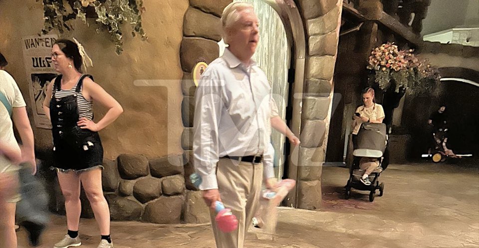 Chris Tomlin tweet media