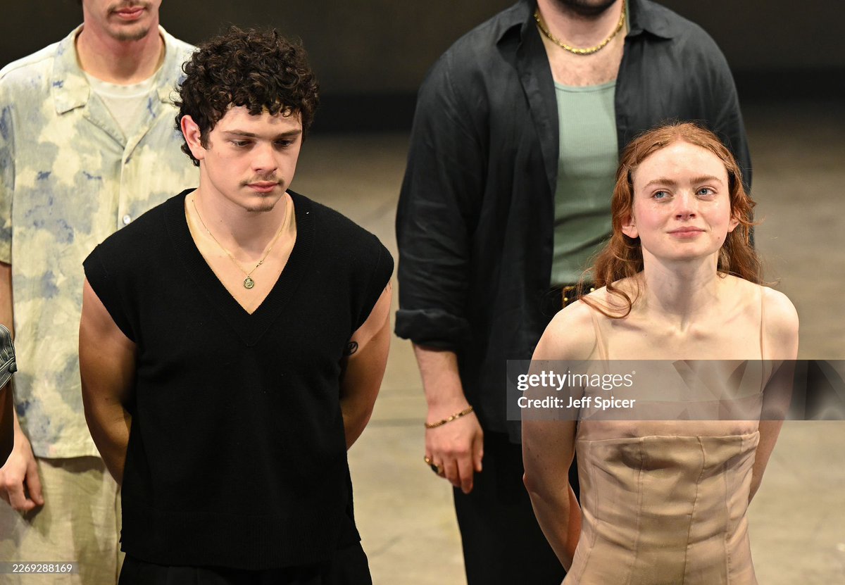 Romeo & Juliet West End Updates tweet media