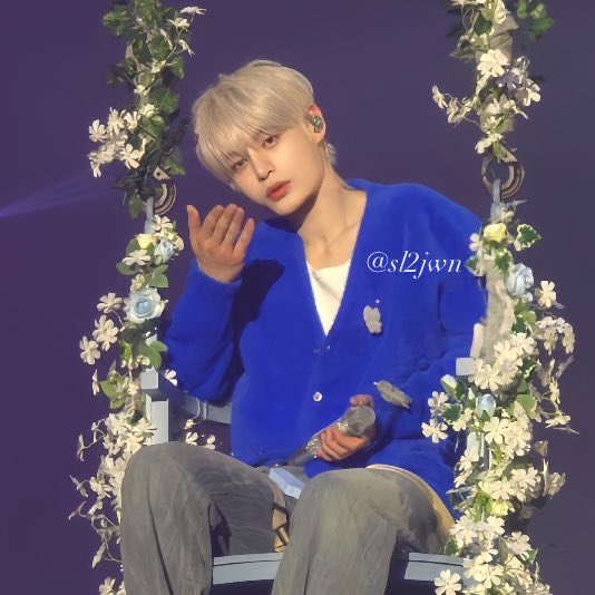  ︎︎🐈‍⬛🩶 tweet media