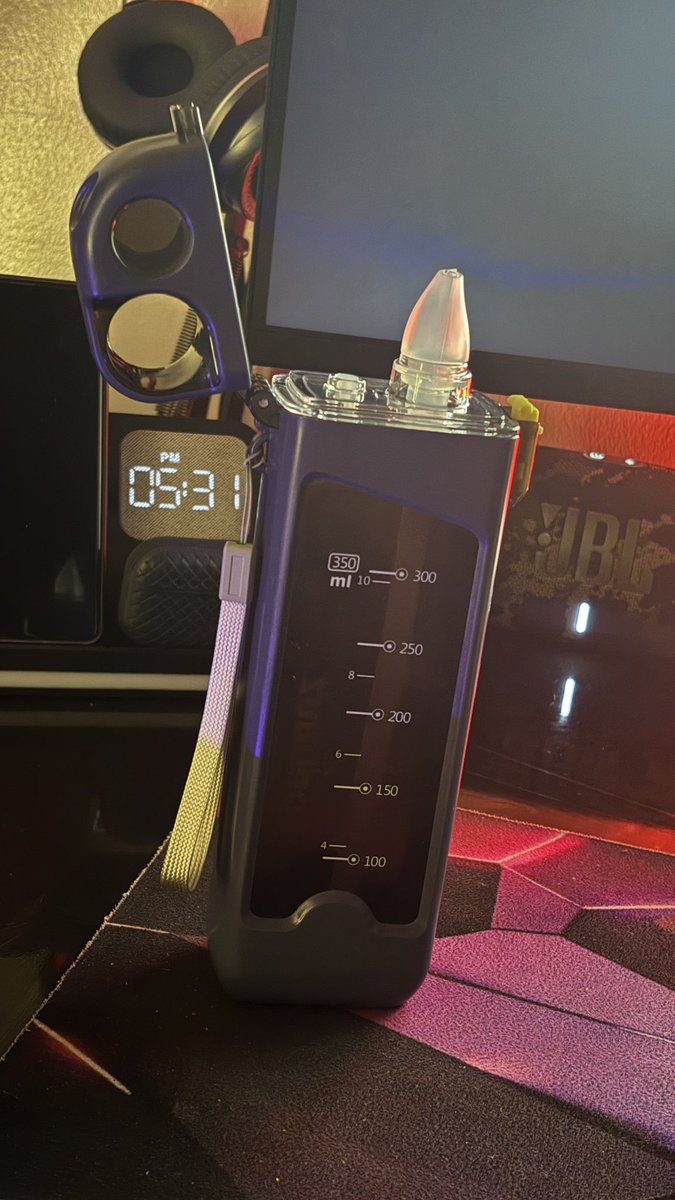 TEAONA🦅 tweet media