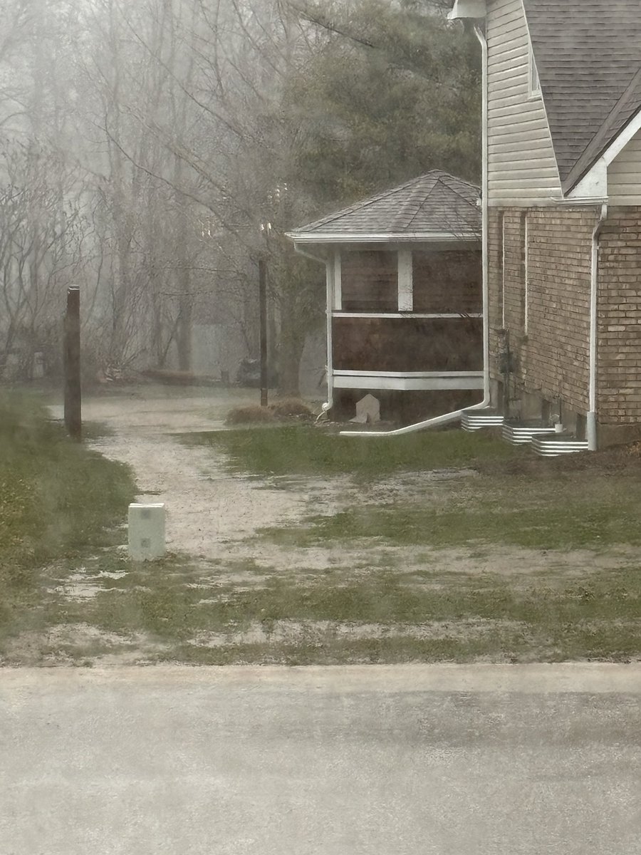 🥃Amy Leppington🥃 tweet media