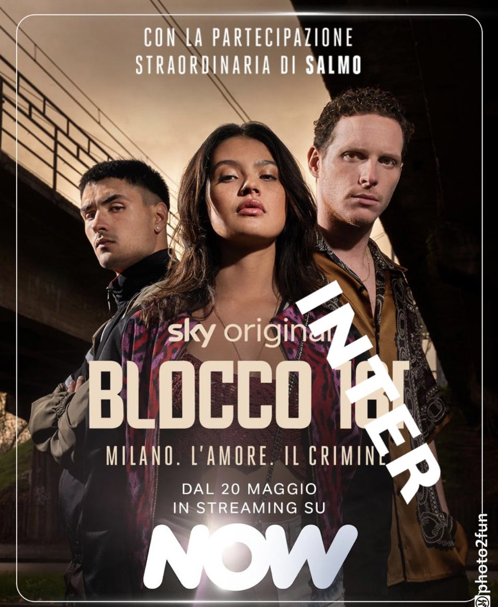 MyLifeIsYourHoliday tweet media