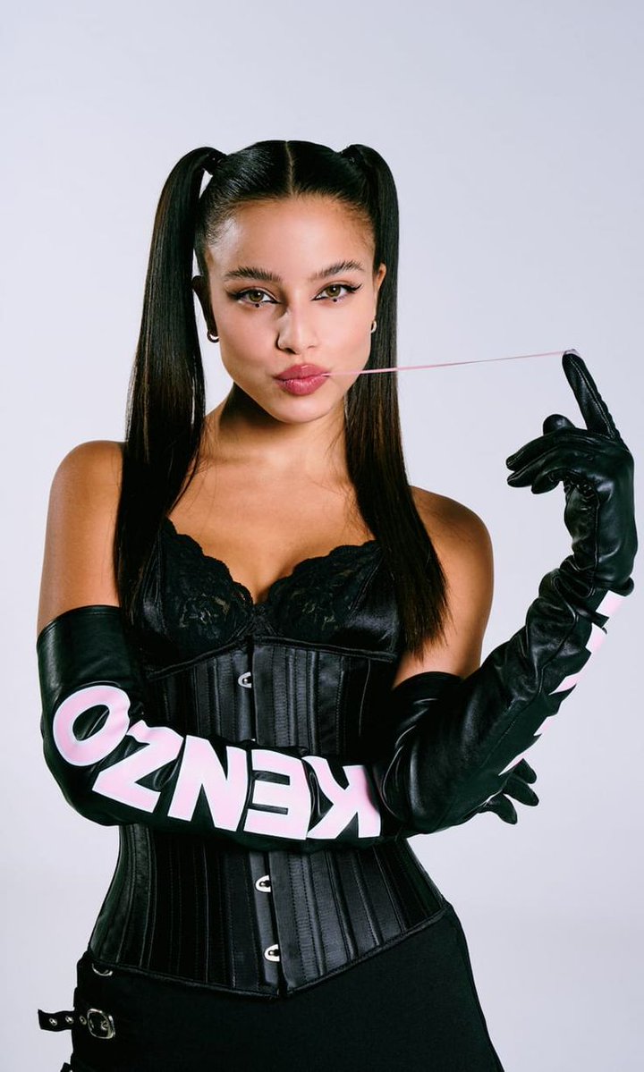 rebe' ☆ tweet media