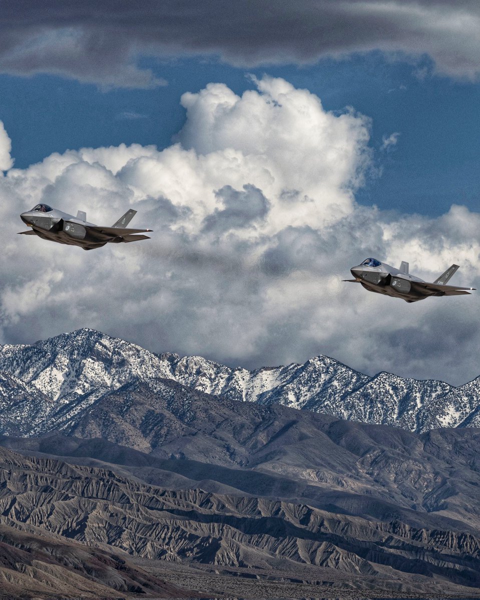 Las Vegas Locally 🌴 tweet media