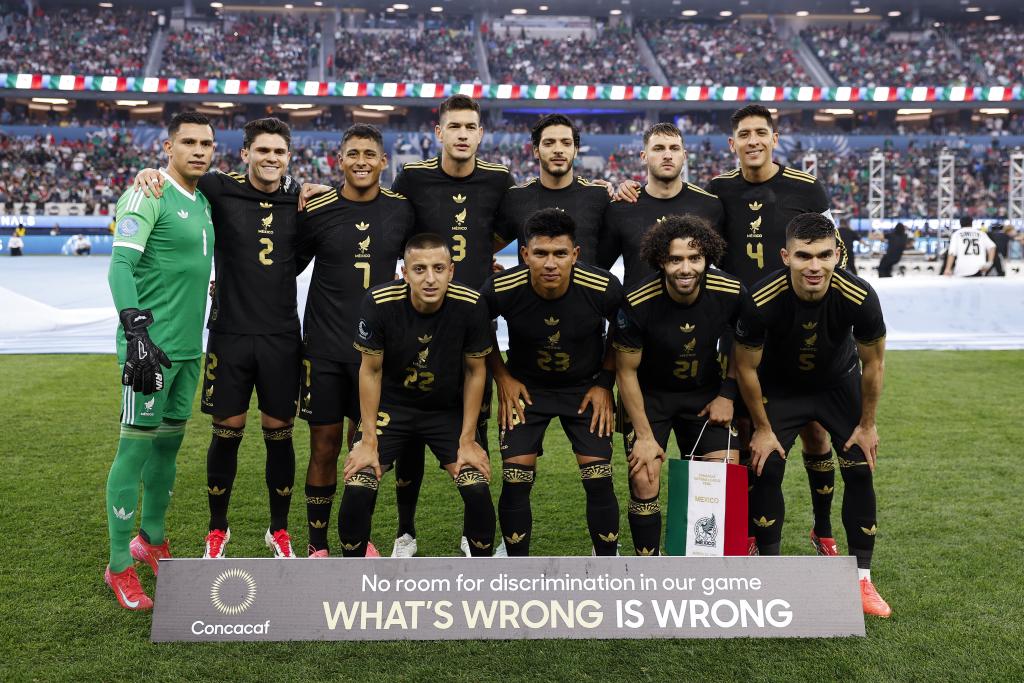 iDiski Times tweet media